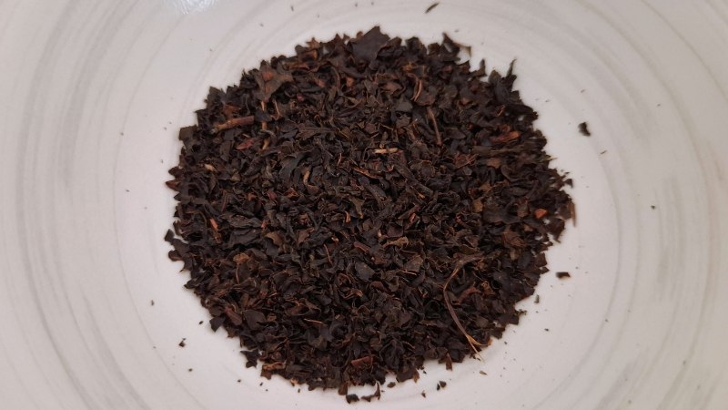 ルピシアの「ニルギリ・ブロークン」の茶葉